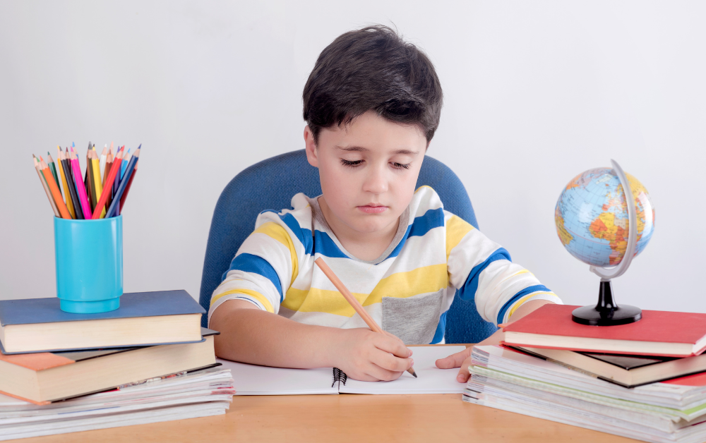 learn how to de-escalate an autistic child